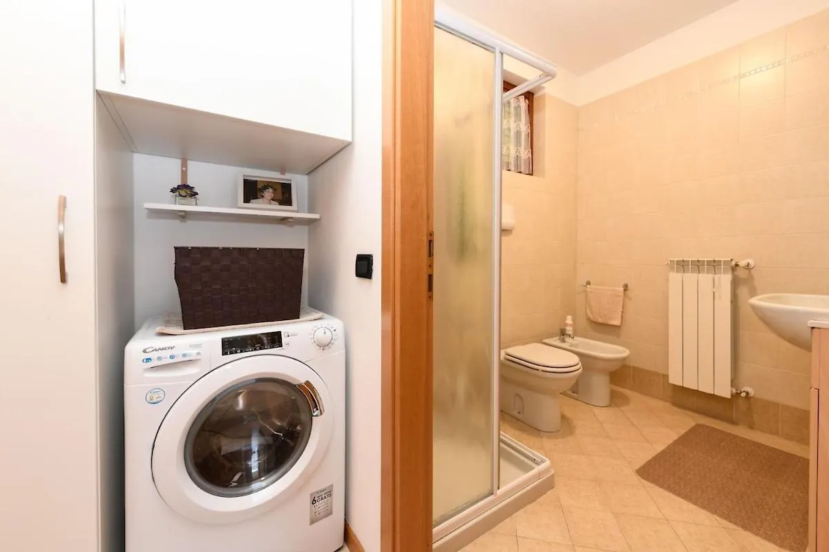 Garda Tulipano Tranquillo Bilocale Con Piscina E Terrazza Apartment Desenzano del Garda